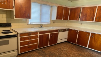 614 Third Avenue, Fremont, 43420, 3 Bedrooms Bedrooms, ,1 BathroomBathrooms,Residential,For Sale,Third,20251520