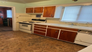 614 Third Avenue, Fremont, 43420, 3 Bedrooms Bedrooms, ,1 BathroomBathrooms,Residential,For Sale,Third,20251520