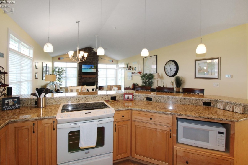 1239 Catawba Bay Drive, Port Clinton, 43452, 3 Bedrooms Bedrooms, ,2 BathroomsBathrooms,Residential,For Sale,Catawba Bay,20251362