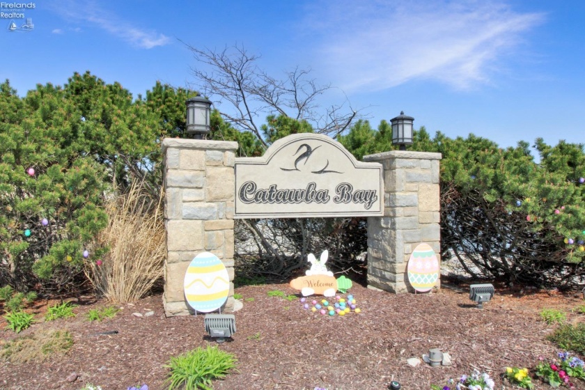 1239 Catawba Bay Drive, Port Clinton, 43452, 3 Bedrooms Bedrooms, ,2 BathroomsBathrooms,Residential,For Sale,Catawba Bay,20251362