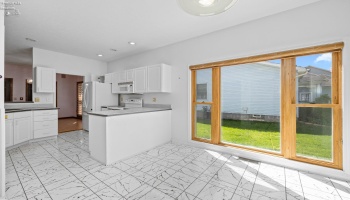 634 N Mill Street, Wellington, 44090, 3 Bedrooms Bedrooms, ,2 BathroomsBathrooms,Residential,For Sale,N Mill,20251413