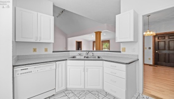 634 N Mill Street, Wellington, 44090, 3 Bedrooms Bedrooms, ,2 BathroomsBathrooms,Residential,For Sale,N Mill,20251413