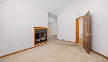 634 N Mill Street, Wellington, 44090, 3 Bedrooms Bedrooms, ,2 BathroomsBathrooms,Residential,For Sale,N Mill,20251413