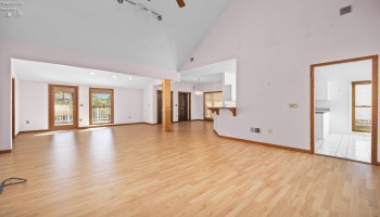 634 N Mill Street, Wellington, 44090, 3 Bedrooms Bedrooms, ,2 BathroomsBathrooms,Residential,For Sale,N Mill,20251413