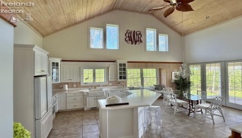 135 Morning Glory Lane, Kelleys Island, 43438, 4 Bedrooms Bedrooms, ,3 BathroomsBathrooms,Residential,For Sale,Morning Glory,20251523