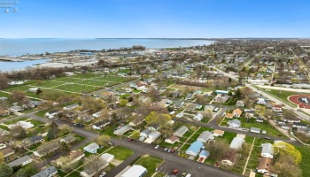 711 Concord Lane, Port Clinton, 43452, 2 Bedrooms Bedrooms, ,1 BathroomBathrooms,Residential,For Sale,Concord,20251341