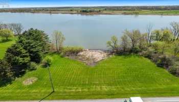 463 Catawba Road, Port Clinton, 43452, 3 Bedrooms Bedrooms, ,2 BathroomsBathrooms,Residential,For Sale,Catawba,20251491