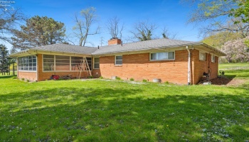 463 Catawba Road, Port Clinton, 43452, 3 Bedrooms Bedrooms, ,2 BathroomsBathrooms,Residential,For Sale,Catawba,20251491