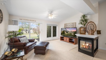 687 Hidden Harbor Drive, Port Clinton, 43452, 3 Bedrooms Bedrooms, ,2 BathroomsBathrooms,Residential,For Sale,Hidden Harbor,20251498