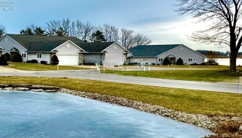 687 Hidden Harbor Drive, Port Clinton, 43452, 3 Bedrooms Bedrooms, ,2 BathroomsBathrooms,Residential,For Sale,Hidden Harbor,20251498