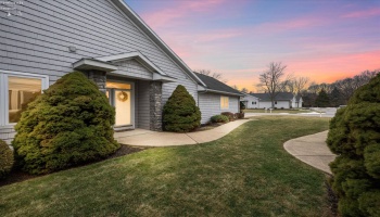 687 Hidden Harbor Drive, Port Clinton, 43452, 3 Bedrooms Bedrooms, ,2 BathroomsBathrooms,Residential,For Sale,Hidden Harbor,20251498