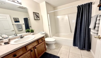 687 Hidden Harbor Drive, Port Clinton, 43452, 3 Bedrooms Bedrooms, ,2 BathroomsBathrooms,Residential,For Sale,Hidden Harbor,20251498