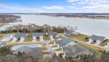 687 Hidden Harbor Drive, Port Clinton, 43452, 3 Bedrooms Bedrooms, ,2 BathroomsBathrooms,Residential,For Sale,Hidden Harbor,20251498