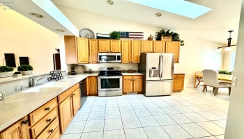 687 Hidden Harbor Drive, Port Clinton, 43452, 3 Bedrooms Bedrooms, ,2 BathroomsBathrooms,Residential,For Sale,Hidden Harbor,20251498