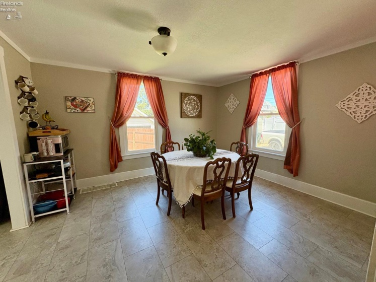 111 Main Street, Tiffin, 44883, 4 Bedrooms Bedrooms, ,2 BathroomsBathrooms,Residential,For Sale,Main,20251499