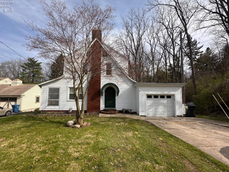 1807 Buckland Avenue, Fremont, 43420, 3 Bedrooms Bedrooms, ,2 BathroomsBathrooms,Residential,For Sale,Buckland,20251464