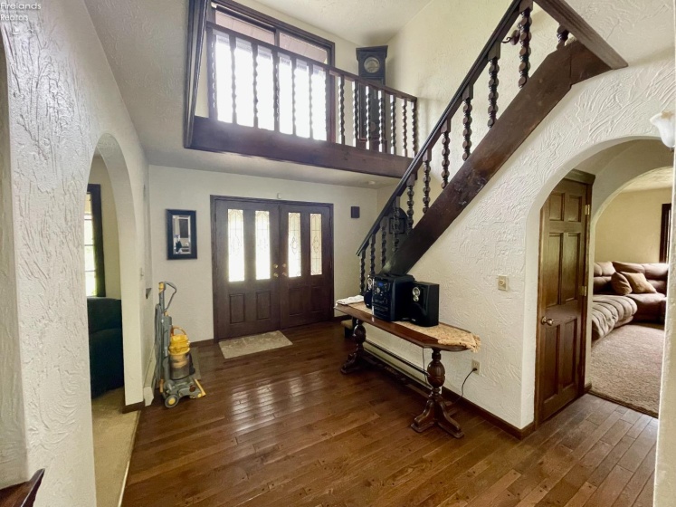 1995 Claus Road, Vermilion, 44089, 3 Bedrooms Bedrooms, ,3 BathroomsBathrooms,Residential,For Sale,Claus,20251348
