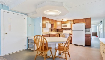 8175 Northshore Boulevard, Marblehead, 43440, 2 Bedrooms Bedrooms, ,2 BathroomsBathrooms,Residential,For Sale,Northshore,20251543