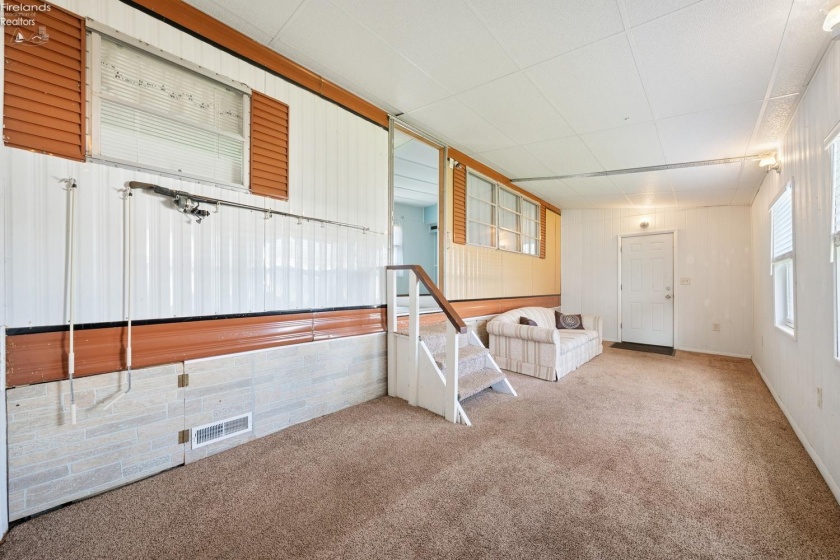 8175 Northshore Boulevard, Marblehead, 43440, 2 Bedrooms Bedrooms, ,2 BathroomsBathrooms,Residential,For Sale,Northshore,20251543