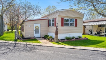 8175 Northshore Boulevard, Marblehead, 43440, 2 Bedrooms Bedrooms, ,2 BathroomsBathrooms,Residential,For Sale,Northshore,20251543