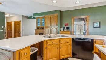 125 Woodmere Drive, Tiffin, 44883, 6 Bedrooms Bedrooms, ,5 BathroomsBathrooms,Residential,For Sale,Woodmere,20251571