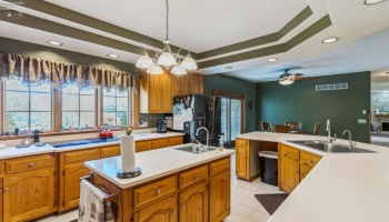 125 Woodmere Drive, Tiffin, 44883, 6 Bedrooms Bedrooms, ,5 BathroomsBathrooms,Residential,For Sale,Woodmere,20251571