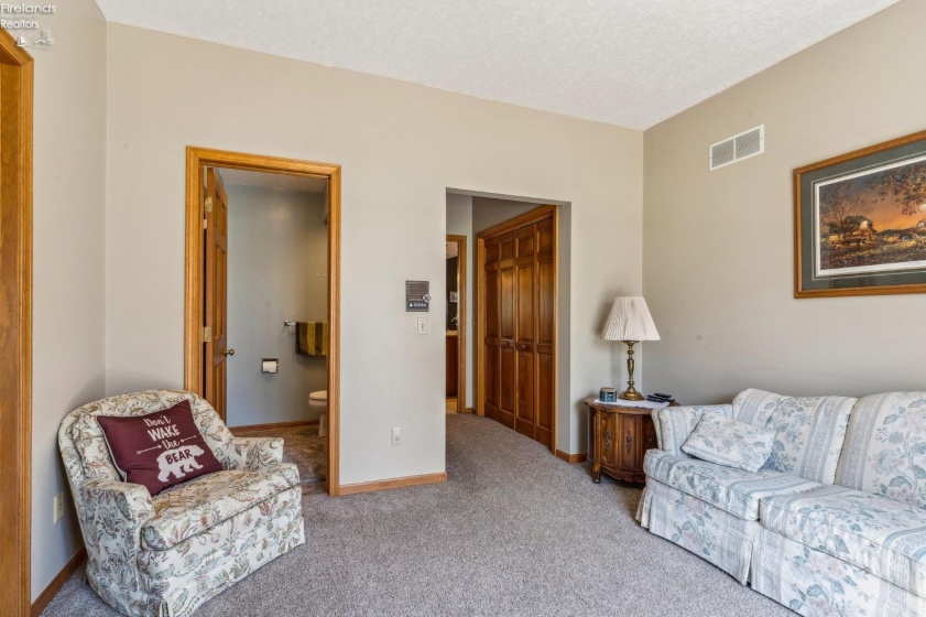 125 Woodmere Drive, Tiffin, 44883, 6 Bedrooms Bedrooms, ,5 BathroomsBathrooms,Residential,For Sale,Woodmere,20251571