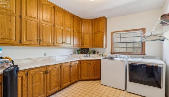 125 Woodmere Drive, Tiffin, 44883, 6 Bedrooms Bedrooms, ,5 BathroomsBathrooms,Residential,For Sale,Woodmere,20251571