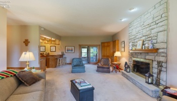 125 Woodmere Drive, Tiffin, 44883, 6 Bedrooms Bedrooms, ,5 BathroomsBathrooms,Residential,For Sale,Woodmere,20251571