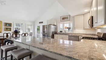 2951 Chickadee, Port Clinton, 43452, 4 Bedrooms Bedrooms, ,3 BathroomsBathrooms,Residential,For Sale,Chickadee,20251445