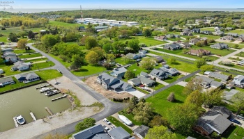 2951 Chickadee, Port Clinton, 43452, 4 Bedrooms Bedrooms, ,3 BathroomsBathrooms,Residential,For Sale,Chickadee,20251445