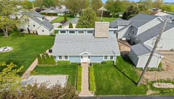 2951 Chickadee, Port Clinton, 43452, 4 Bedrooms Bedrooms, ,3 BathroomsBathrooms,Residential,For Sale,Chickadee,20251445