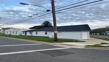 612 West Madison Street, Sandusky, 44870, 2 Bedrooms Bedrooms, ,1 BathroomBathrooms,Residential,For Sale,West Madison Street,20251561