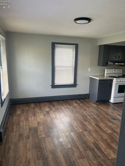 612 West Madison Street, Sandusky, 44870, 2 Bedrooms Bedrooms, ,1 BathroomBathrooms,Residential,For Sale,West Madison Street,20251561