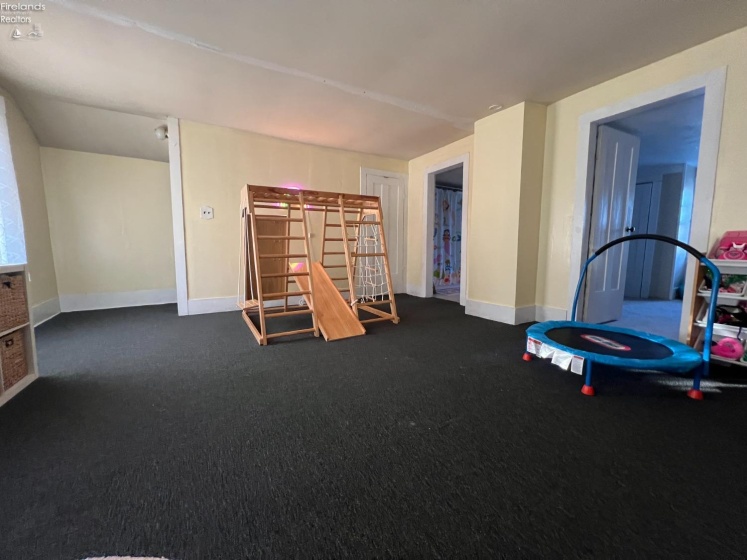224 Us Highway 250, New London, 44851, 3 Bedrooms Bedrooms, ,2 BathroomsBathrooms,Residential,For Sale,Us Highway 250,20251318