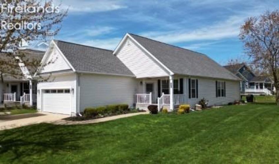 891 Lost Lake Road, Port Clinton, 43452, 3 Bedrooms Bedrooms, ,2 BathroomsBathrooms,Residential,For Sale,Lost Lake,20251429