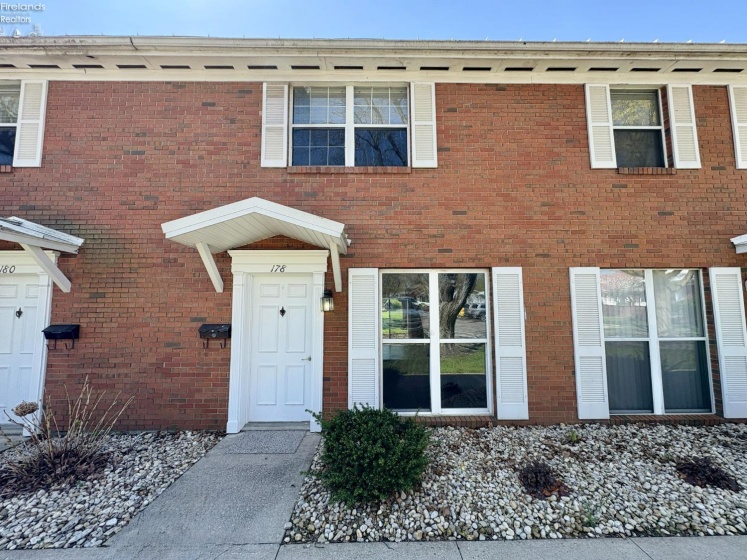 178 Gibson Court, Tiffin, 44883, 2 Bedrooms Bedrooms, ,2 BathroomsBathrooms,Residential,For Sale,Gibson,20251510