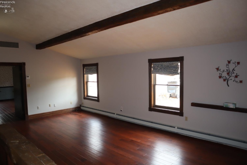 5054 St Rt 601, Norwalk, 44857, 6 Bedrooms Bedrooms, ,6 BathroomsBathrooms,Residential,For Sale,St Rt 601,20251530