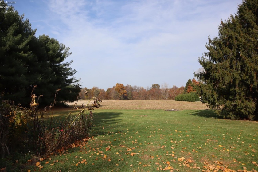 5054 St Rt 601, Norwalk, 44857, 6 Bedrooms Bedrooms, ,6 BathroomsBathrooms,Residential,For Sale,St Rt 601,20251530