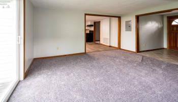 214 Linden, Port Clinton, 43452, 3 Bedrooms Bedrooms, ,1 BathroomBathrooms,Residential,For Sale,Linden,20251521