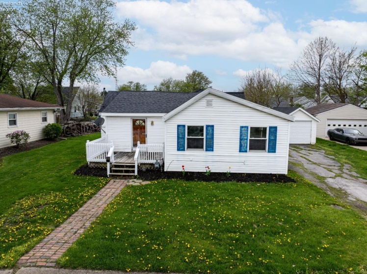 214 Linden, Port Clinton, 43452, 3 Bedrooms Bedrooms, ,1 BathroomBathrooms,Residential,For Sale,Linden,20251521