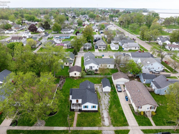 214 Linden, Port Clinton, 43452, 3 Bedrooms Bedrooms, ,1 BathroomBathrooms,Residential,For Sale,Linden,20251521