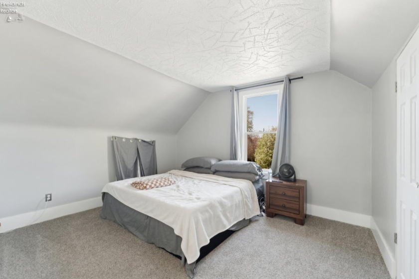 921 White Avenue, Fremont, 43420, 2 Bedrooms Bedrooms, ,1 BathroomBathrooms,Residential,For Sale,White,20251353