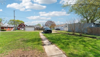 921 White Avenue, Fremont, 43420, 2 Bedrooms Bedrooms, ,1 BathroomBathrooms,Residential,For Sale,White,20251353