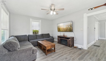 921 White Avenue, Fremont, 43420, 2 Bedrooms Bedrooms, ,1 BathroomBathrooms,Residential,For Sale,White,20251353