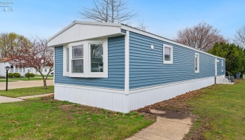 29 Bass Circle, Marblehead, 43440, 2 Bedrooms Bedrooms, ,1 BathroomBathrooms,Residential,For Sale,Bass,20251284