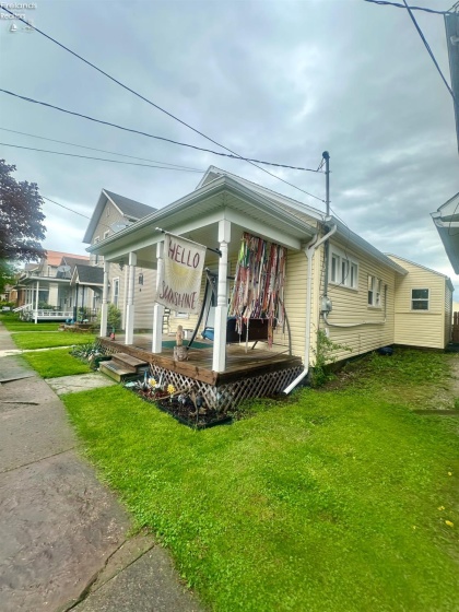 906 Maple Street, Sandusky, 44870, 2 Bedrooms Bedrooms, ,1 BathroomBathrooms,Residential,For Sale,Maple,20251455
