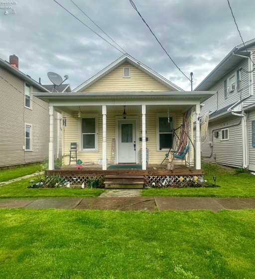 906 Maple Street, Sandusky, 44870, 2 Bedrooms Bedrooms, ,1 BathroomBathrooms,Residential,For Sale,Maple,20251455