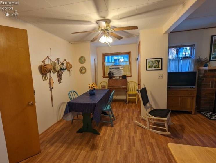 428 Cedar, Lakeside, 43440, 5 Bedrooms Bedrooms, ,2 BathroomsBathrooms,Residential,For Sale,Cedar,20251548