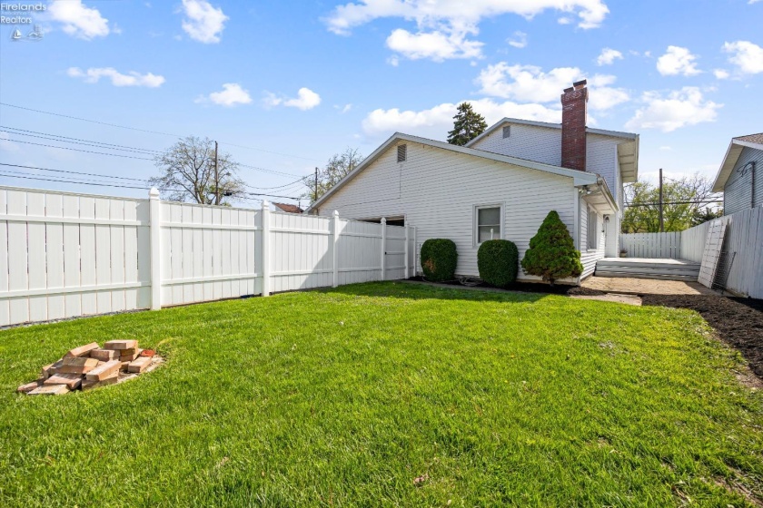 217 First Street, Huron, 44839, 3 Bedrooms Bedrooms, ,3 BathroomsBathrooms,Residential,For Sale,First,20251514